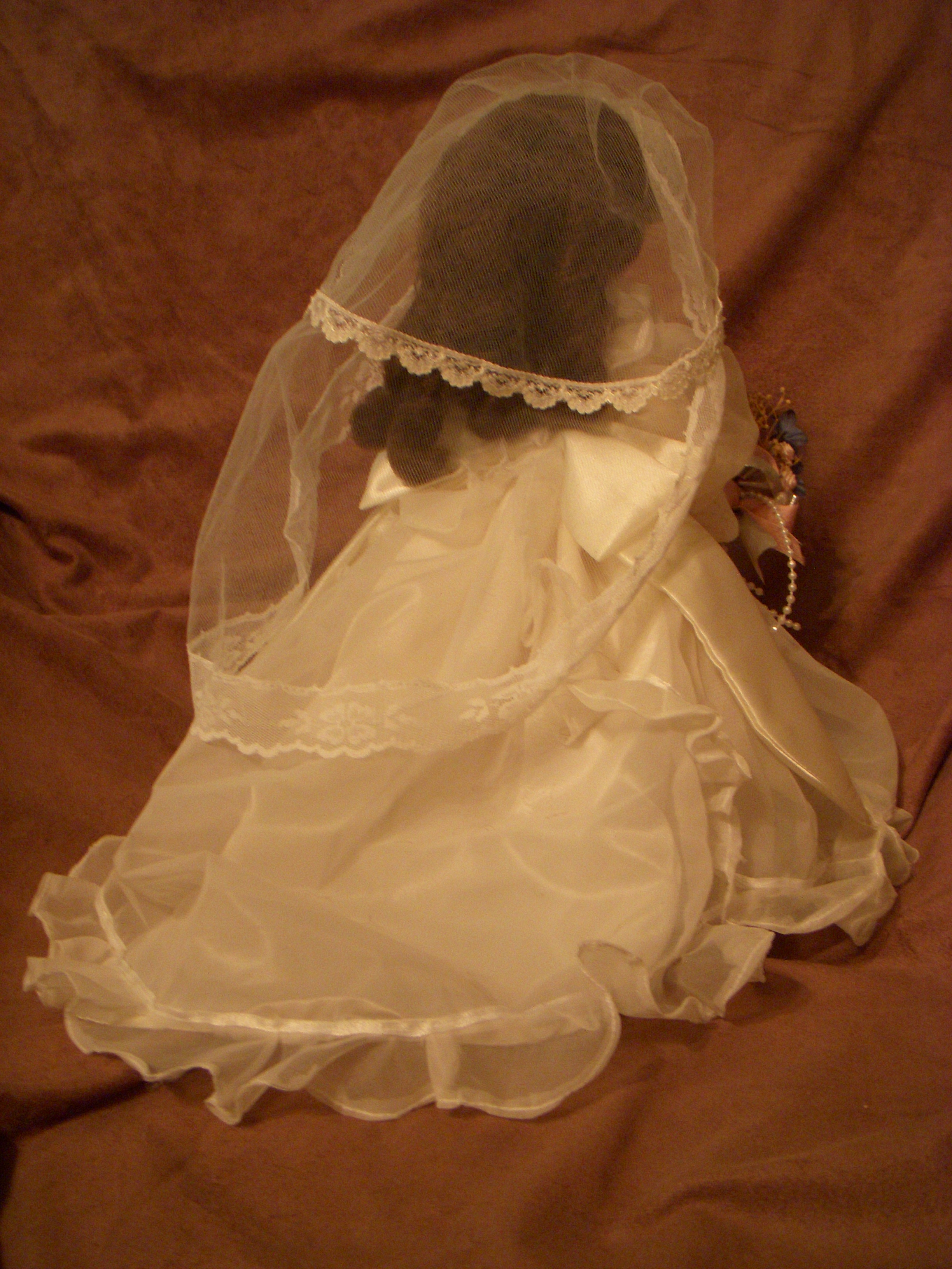backsharongown.jpg
